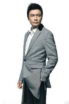 演员罗嘉良个人资料